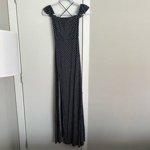 Lulu’s blue polka dot maxi dress Size XS